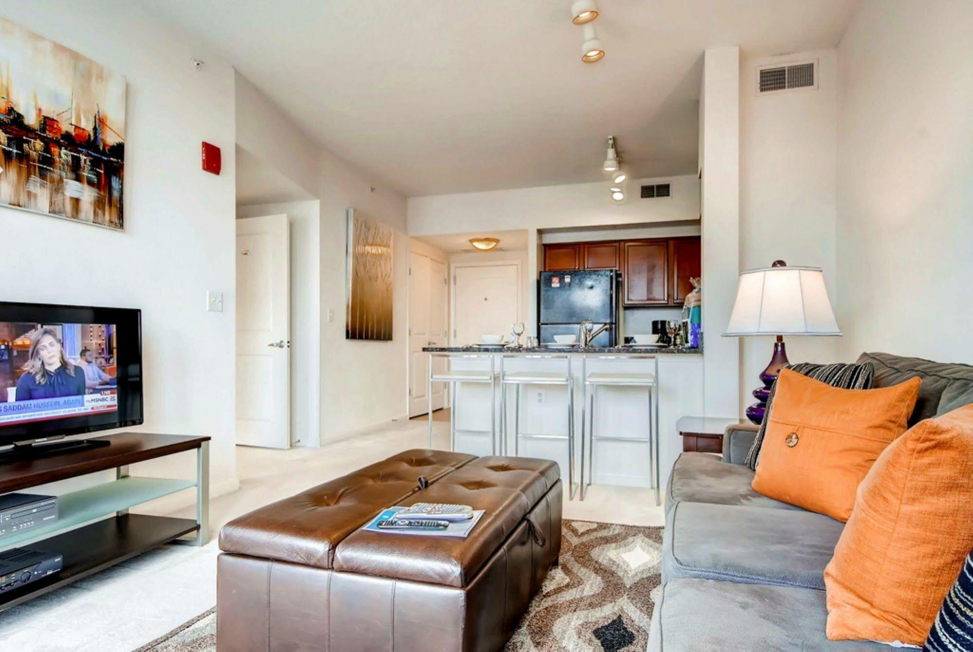 Global Luxury Suites At Thomas Circle Washington Exterior foto