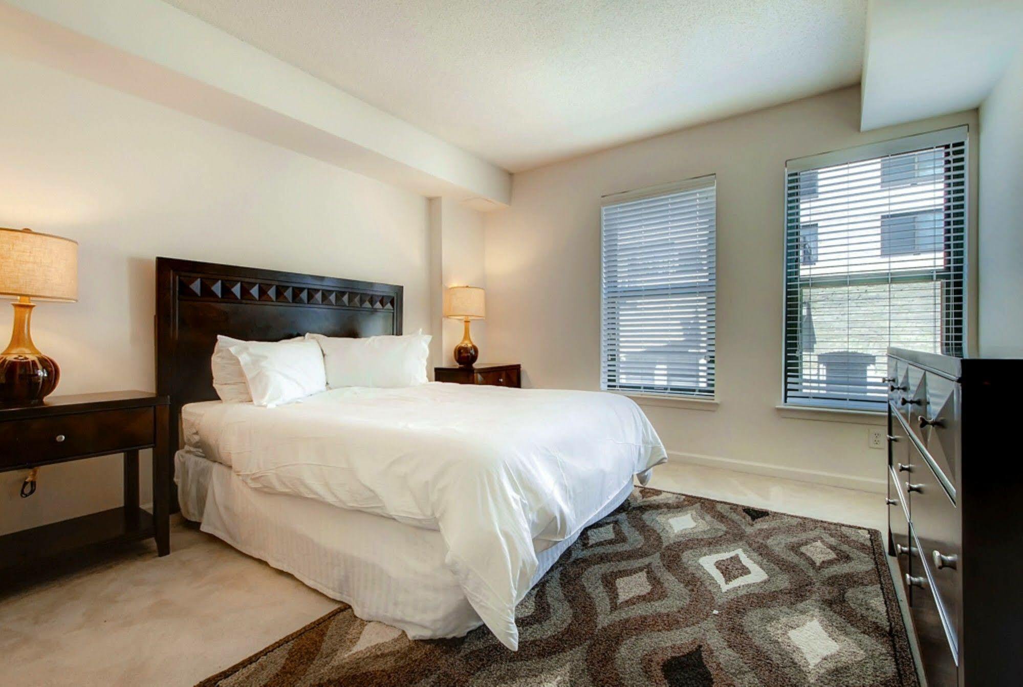 Global Luxury Suites At Thomas Circle Washington Exterior foto