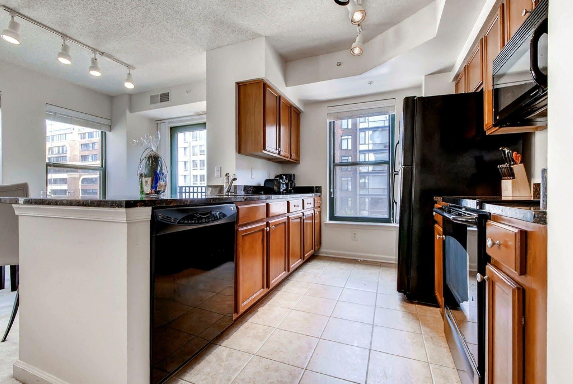 Global Luxury Suites At Thomas Circle Washington Exterior foto