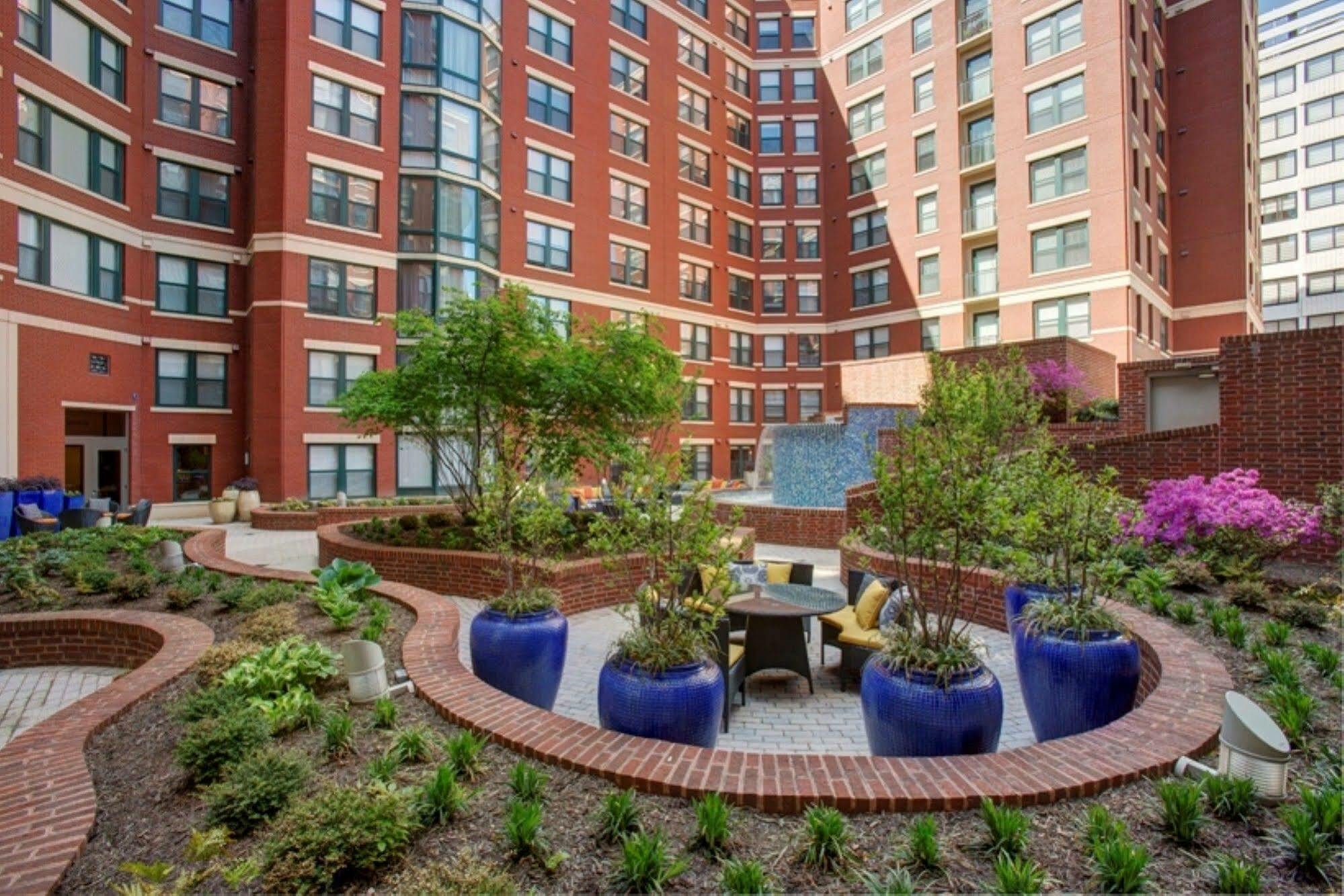 Global Luxury Suites At Thomas Circle Washington Exterior foto